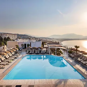 Отель Radisson Blu ****