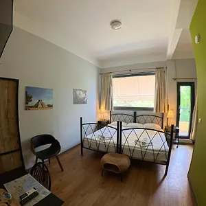 Гостевой дом Rentrooms ***