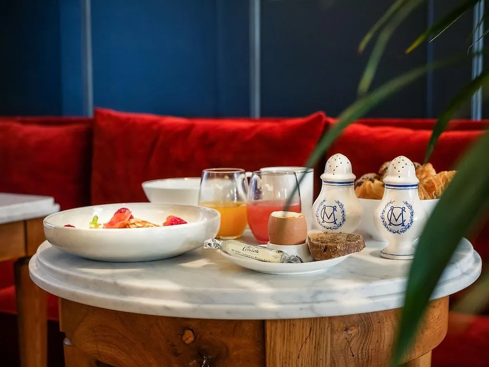 **** Hotel Hôtel Montecristo Parigi Francia