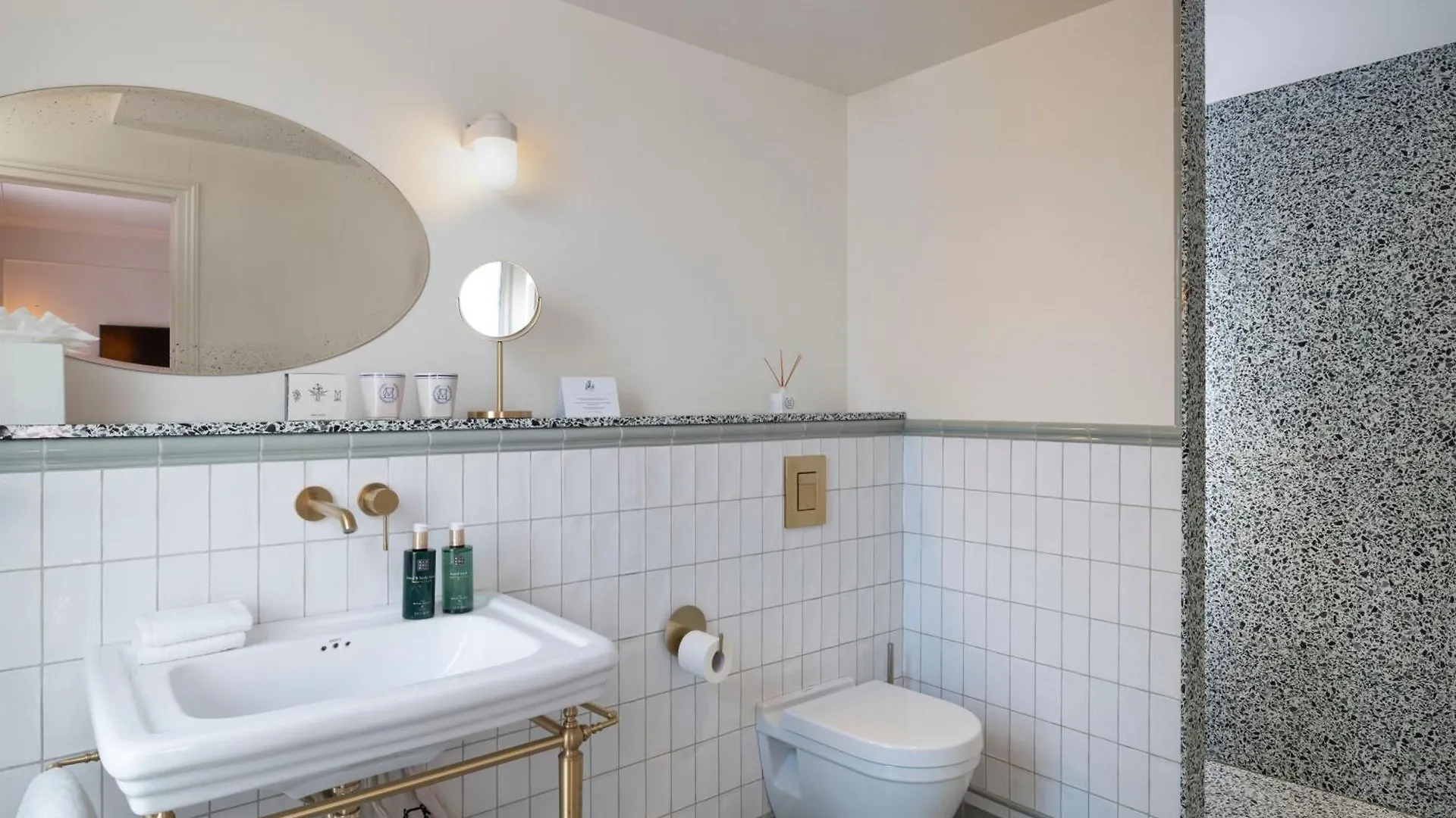 Hotel Hôtel Montecristo Parigi