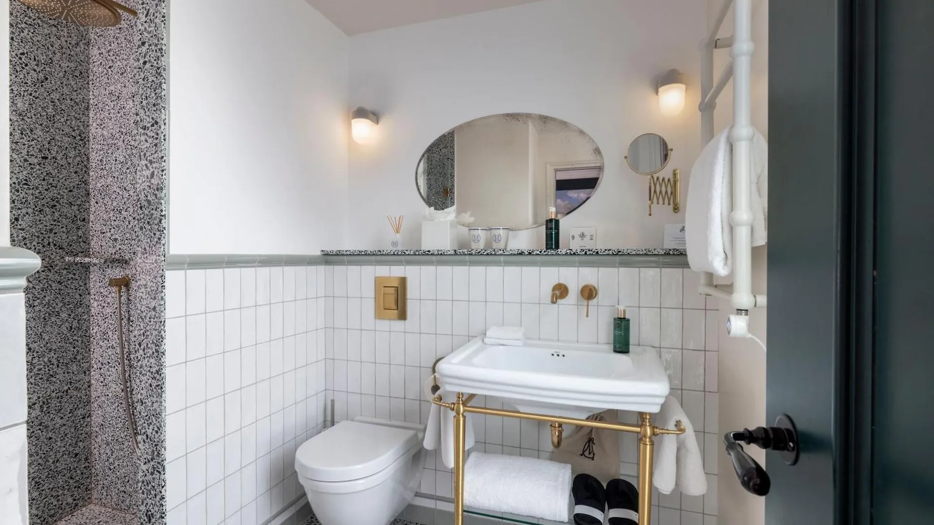 Hôtel Montecristo Parigi 4*,  Francia