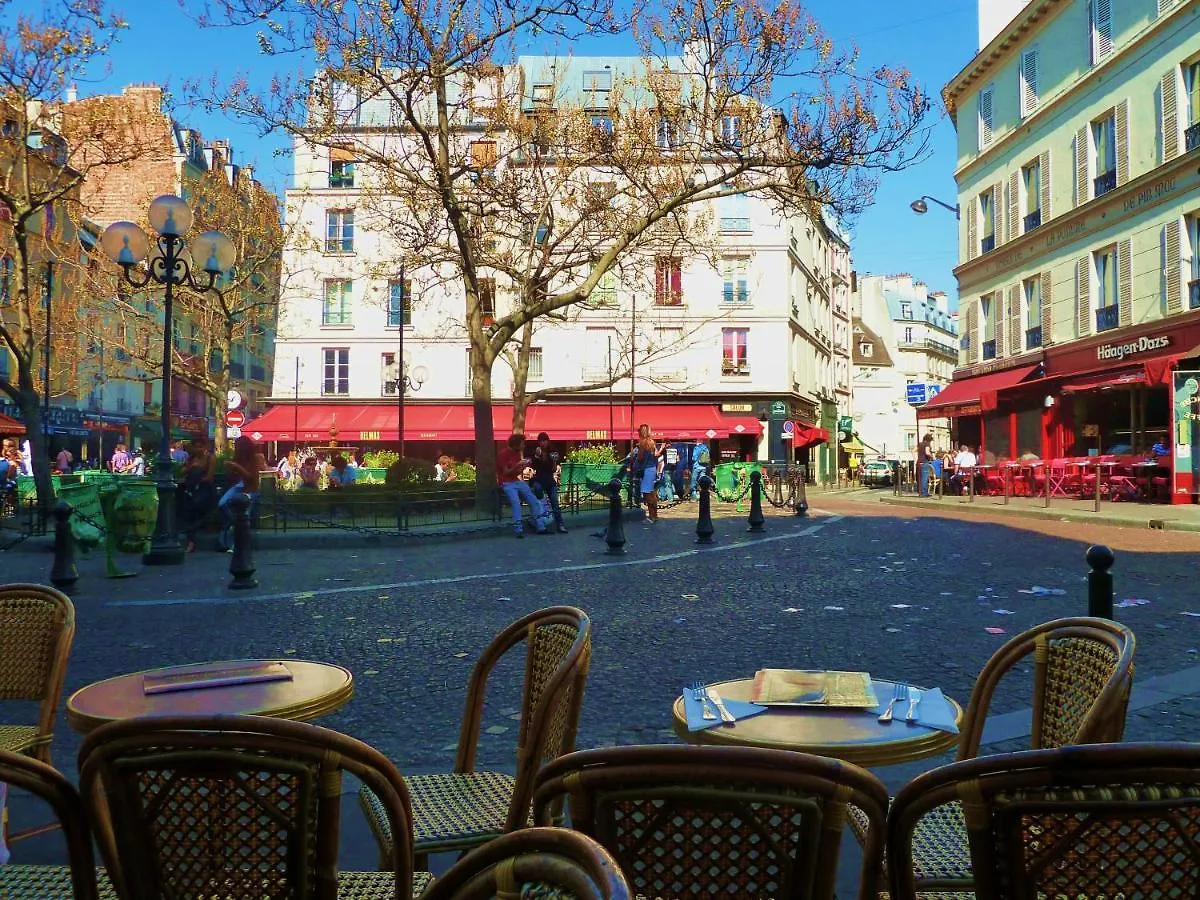 ****  Hotel Montecristo París Francia